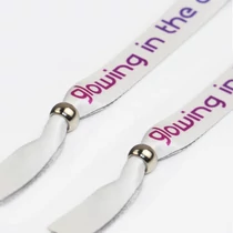 Stoffband mit Aluperle